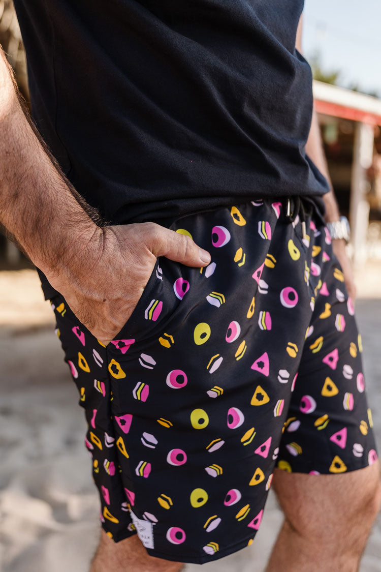 Baai & Braai Shorts - Liquorice – Republk