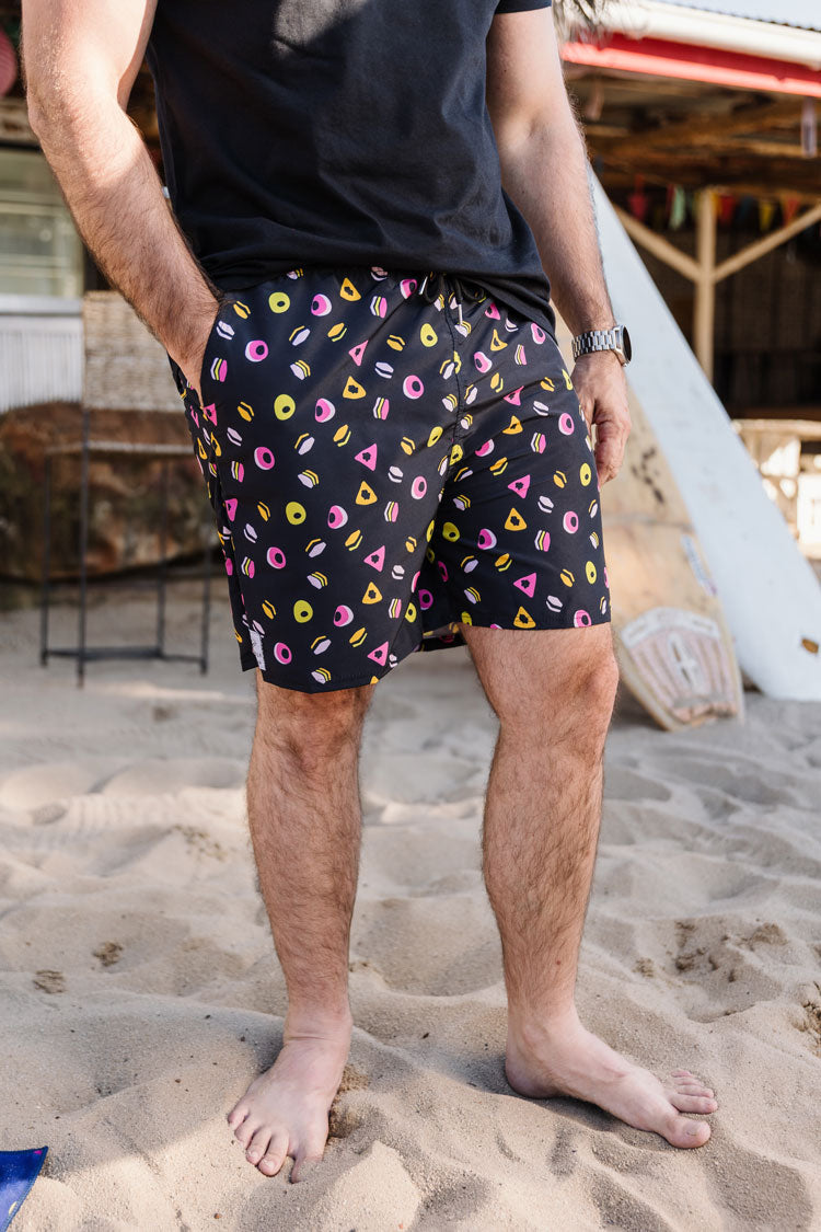 Baai & Braai Shorts - Liquorice – Republk