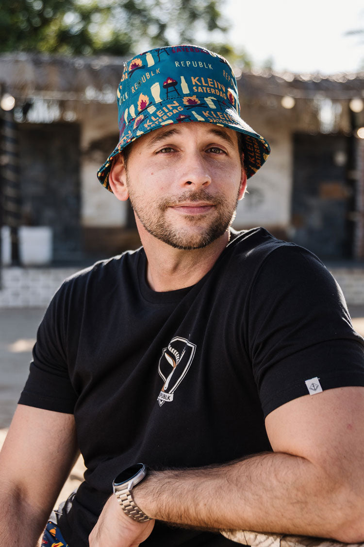 Republk Bucket Hat - Klein Saterdag