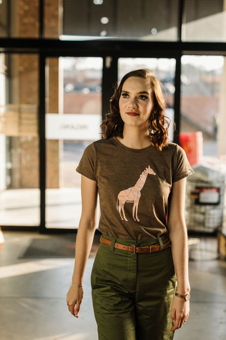 Geo Giraffe T-shirt - Brown