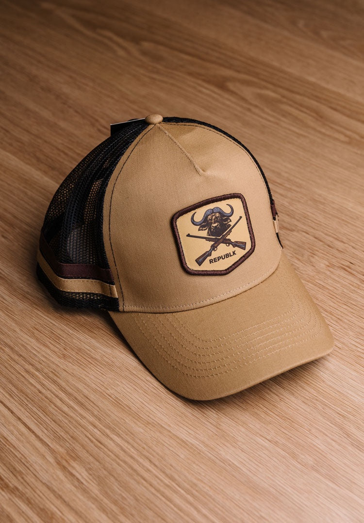 Land Of Horn & Hide Hoed