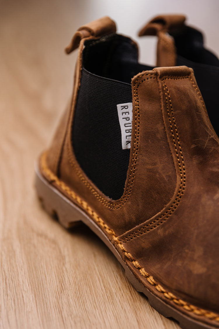 Lion's Head Leather Boots