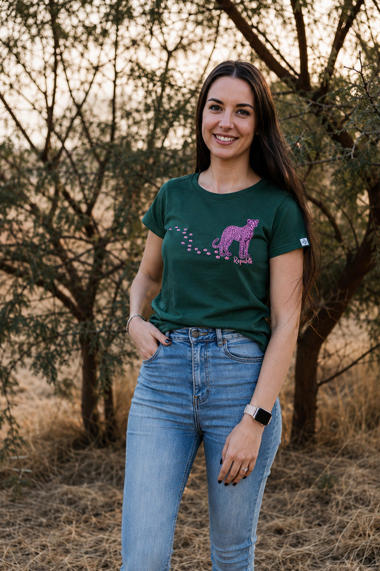 Pink Leopard T-shirt - (Green)